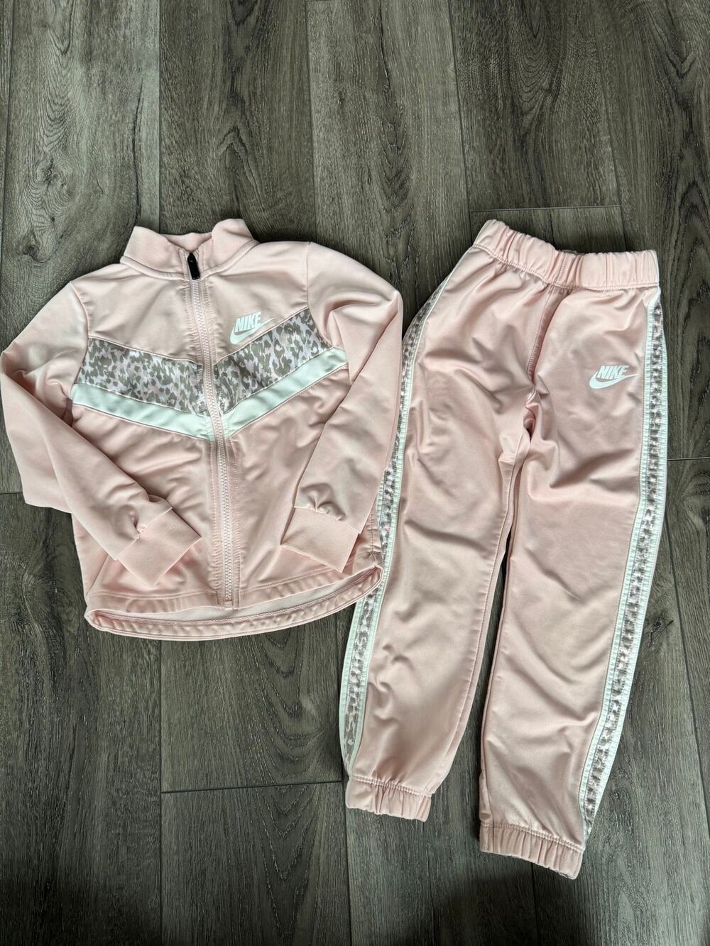 161. Nike Little Girl's Full Zip Jacket Pants Track Suit Set 5-6T Pink